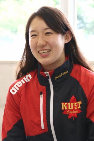 写真：小俣夏乃選手（シンクロナイズドスイミング）近影