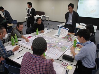 写真：グループワークの様子2