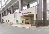 写真：メモリアルホールの外観