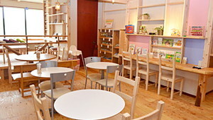 写真:おしごとカフェ 店内