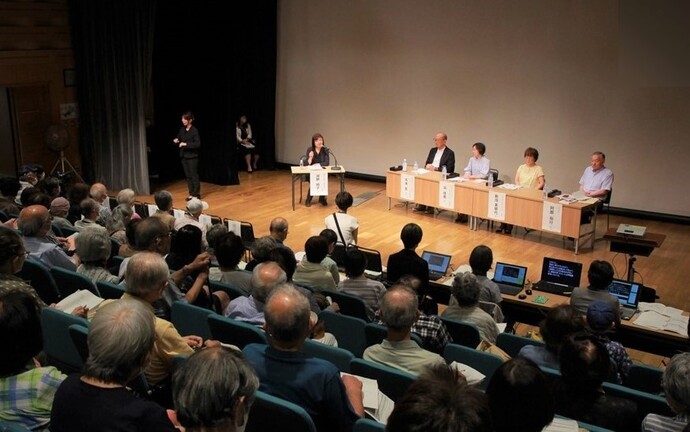 写真:シンポジウムの様子