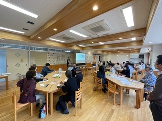 写真：令和4年度第1回エリアミーティングの様子