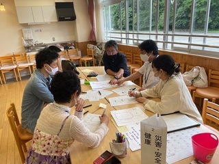 写真：令和4年度第1回エリアミーティングの様子