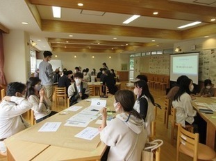 写真：令和4年度第2回エリアミーティングの様子