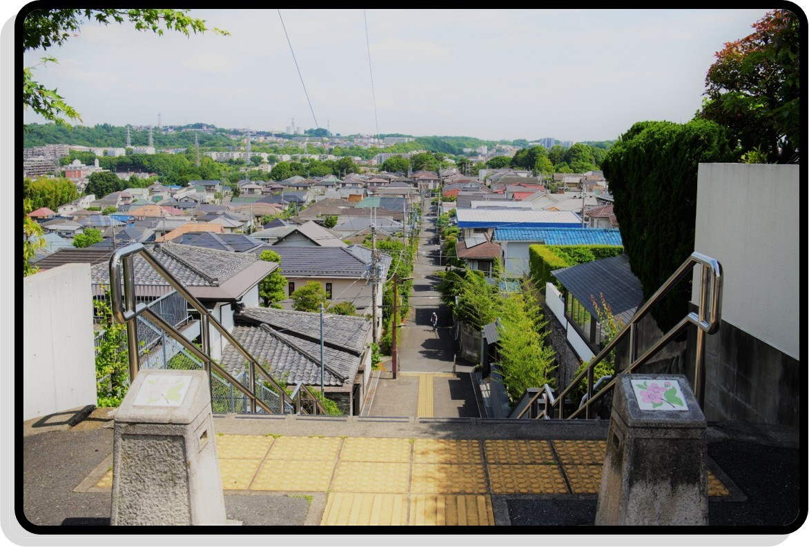 桜が丘の階段の写真