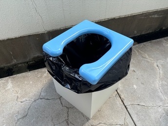 簡易トイレ