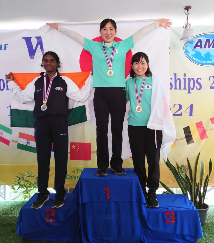 表台に上られる越村選手