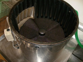 球根皮むき機の写真