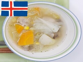 キョートスーパ（羊と野菜のスープ）の写真