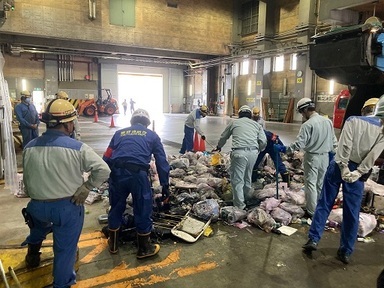 収集車火災検証時の写真