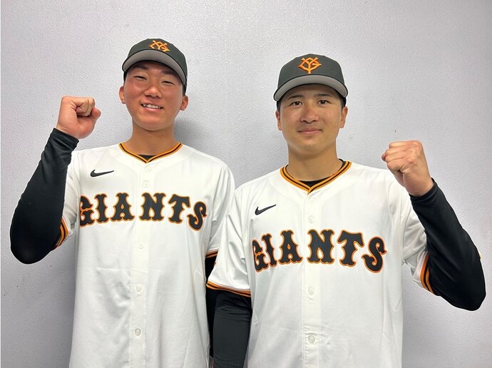 田中選手と泉口選手