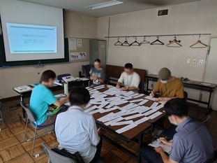 写真：勉強会イメージ
