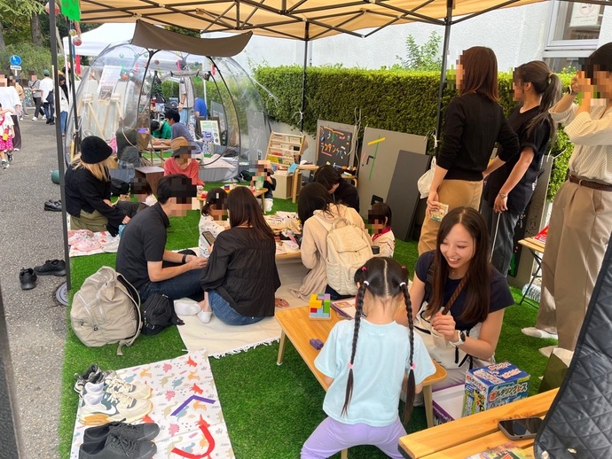 画像：協創サポーターが活動している様子を撮影した写真（多摩ランタンフェスティバル）